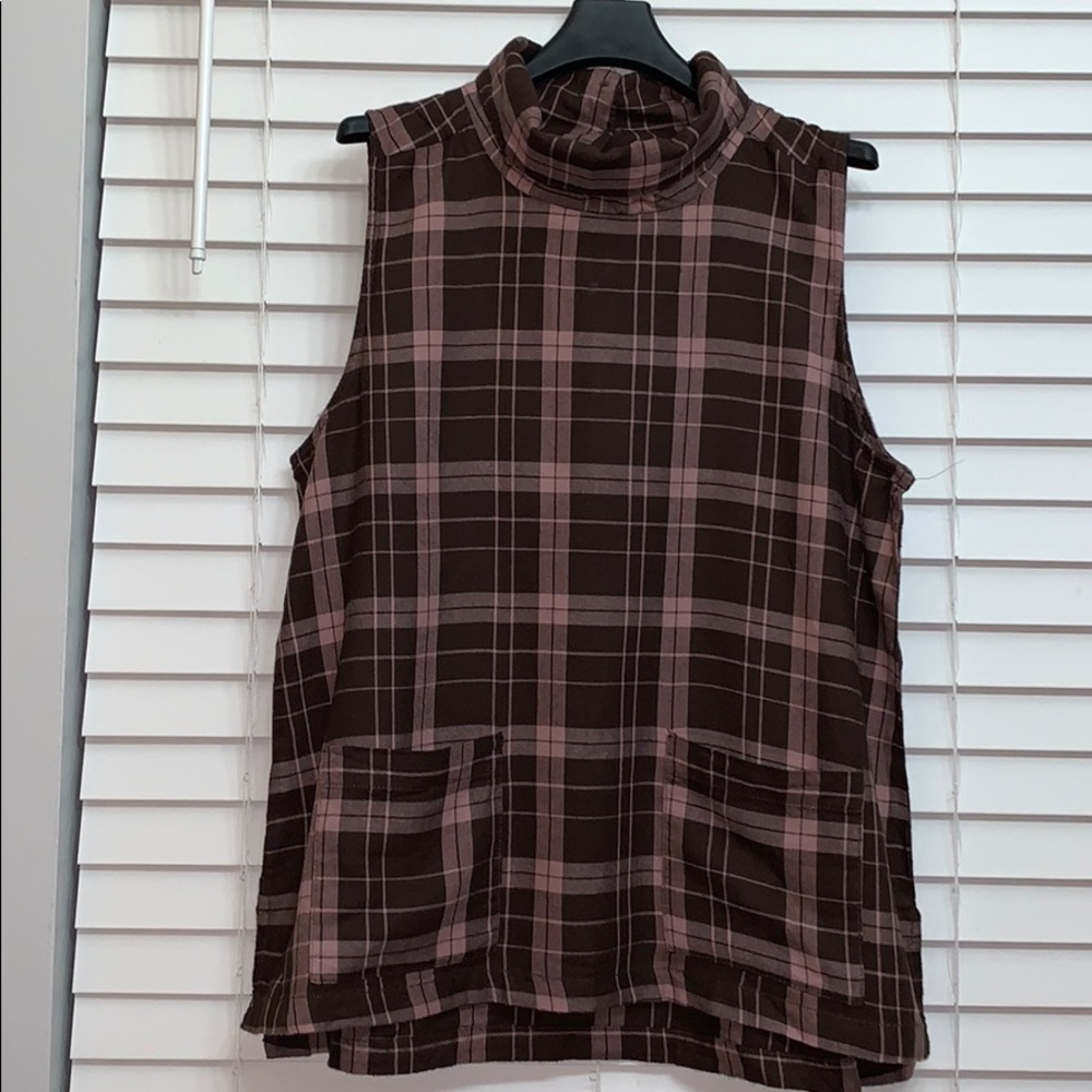 NWOT Wild Pearl top size S